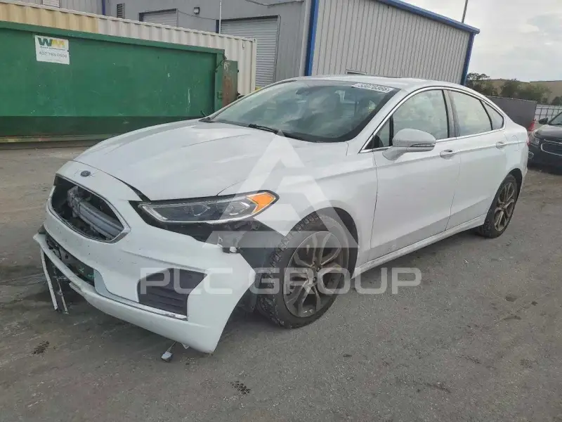 2019 Ford FUSION фото
