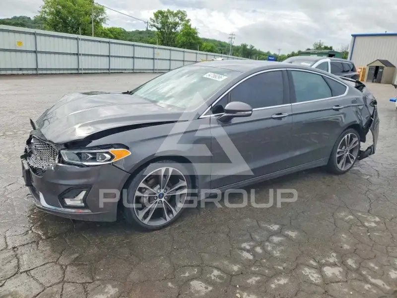 2019 Ford FUSION фото