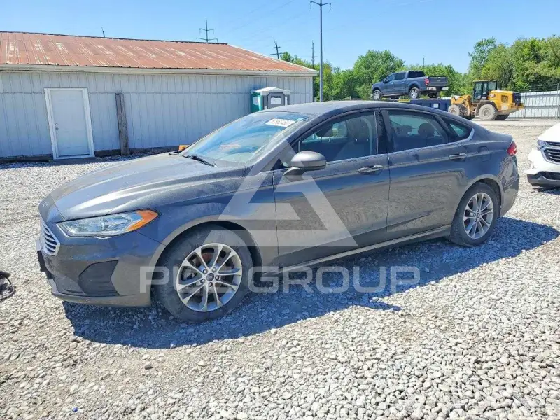 2019 Ford FUSION фото