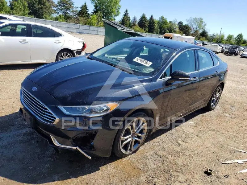 2019 Ford FUSION photo