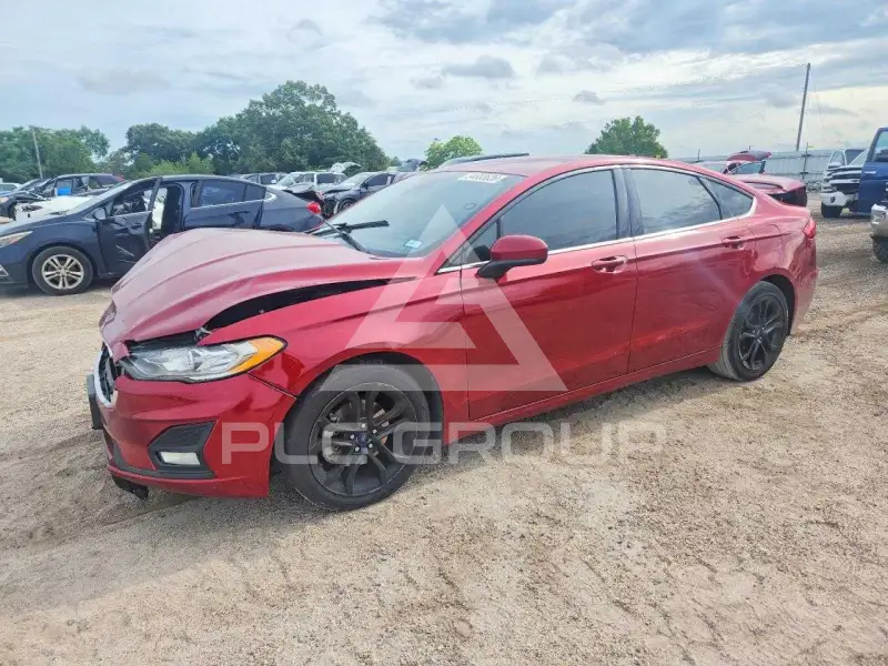 2019 Ford FUSION фото