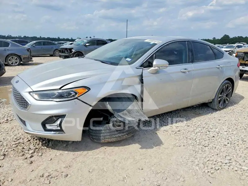 2019 Ford FUSION фото