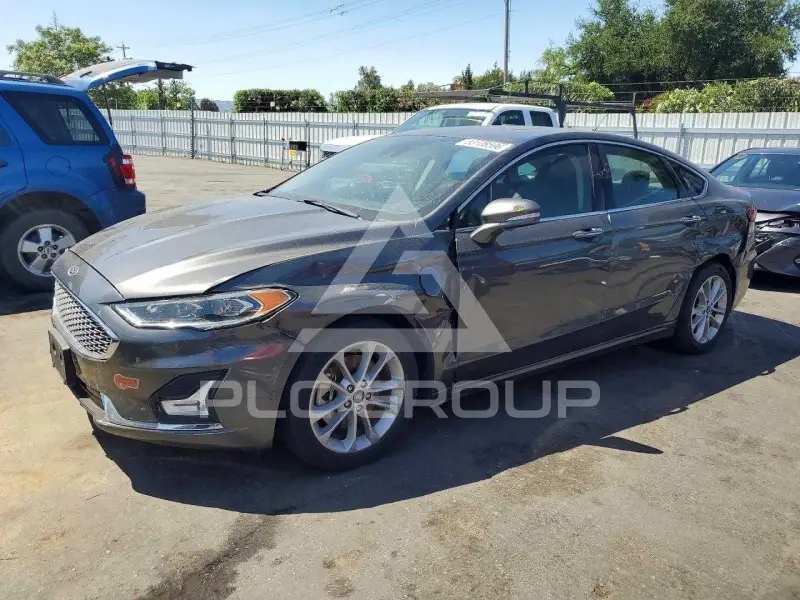 2019 Ford FUSION фото