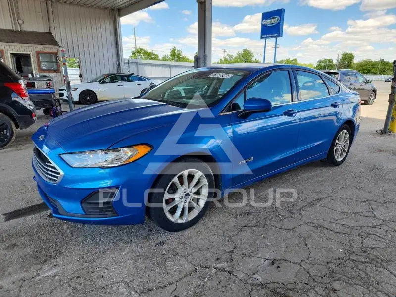 2019 Ford FUSION фото