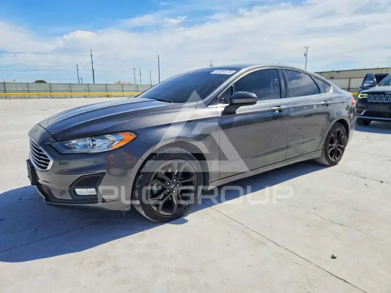2019 Ford FUSION фото