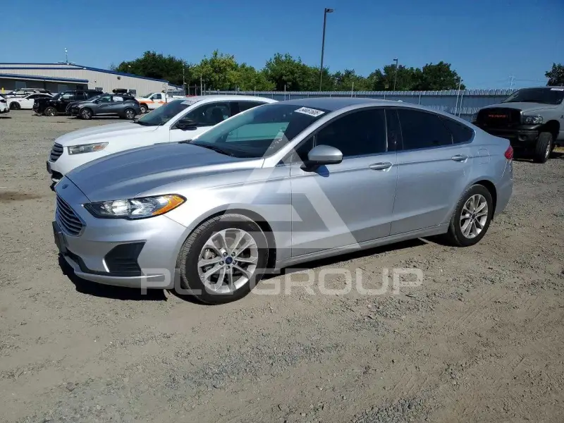 2019 Ford FUSION фото