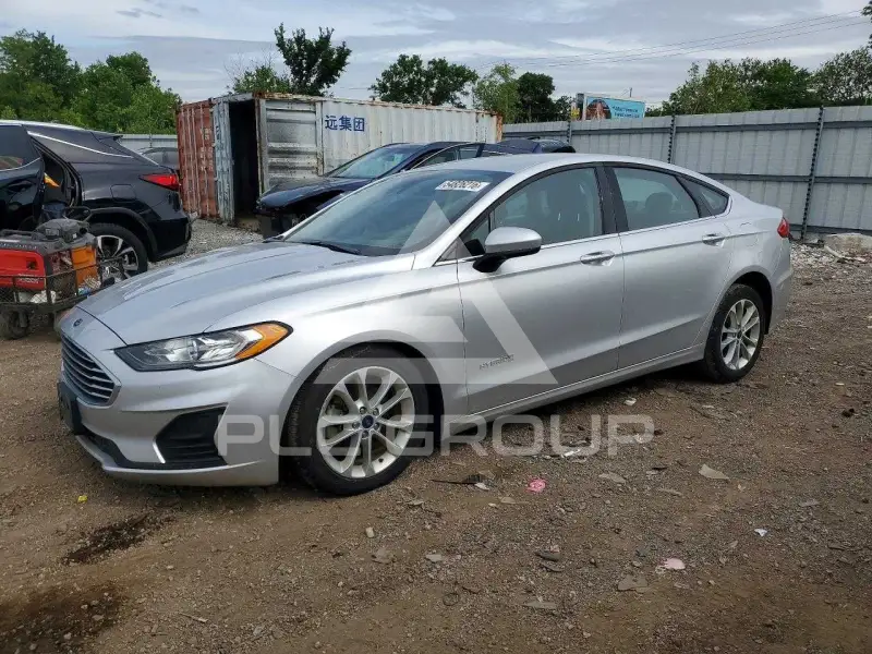2019 Ford FUSION фото