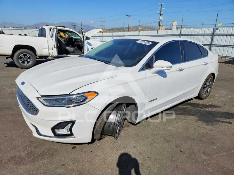 2019 Ford FUSION фото
