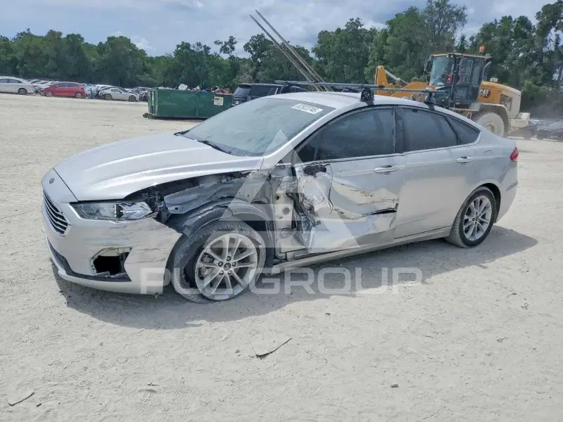 2019 Ford FUSION фото
