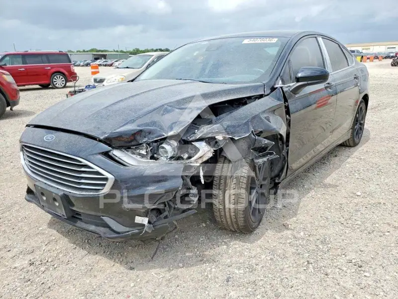 2019 Ford FUSION фото