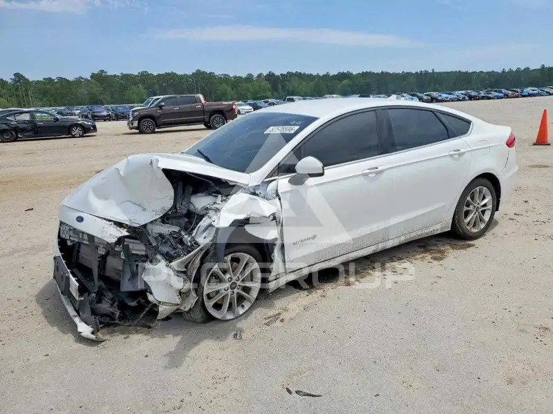 2019 Ford FUSION фото