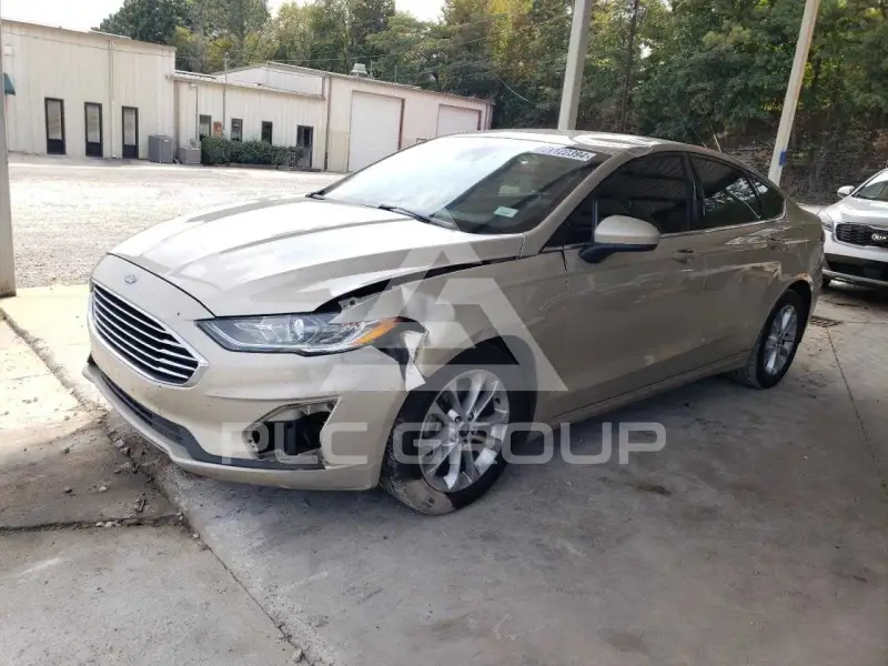 2019 Ford FUSION фото