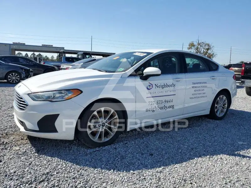 2019 Ford FUSION фото