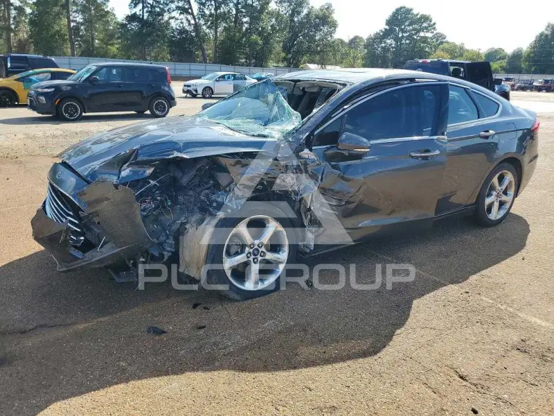 2019 Ford FUSION фото