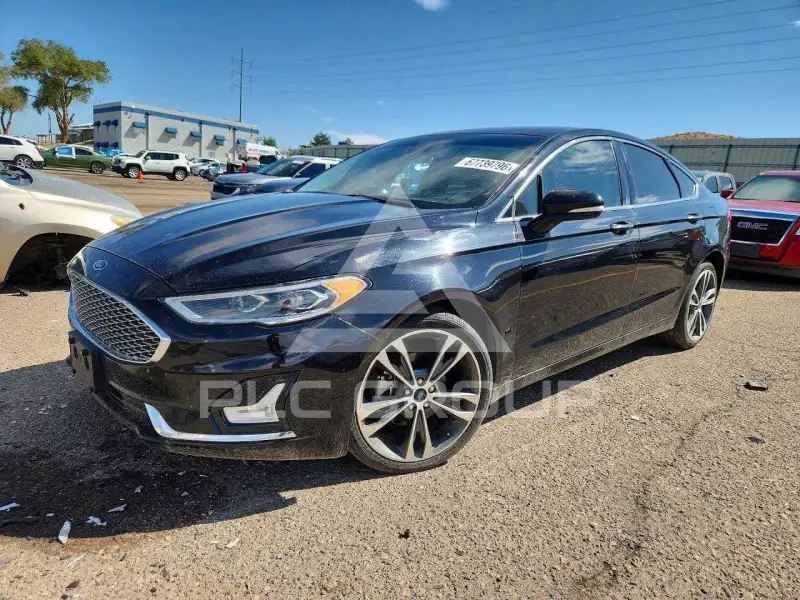 2019 Ford FUSION фото