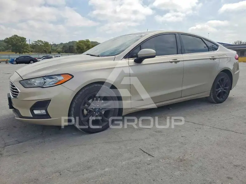 2019 Ford FUSION фото