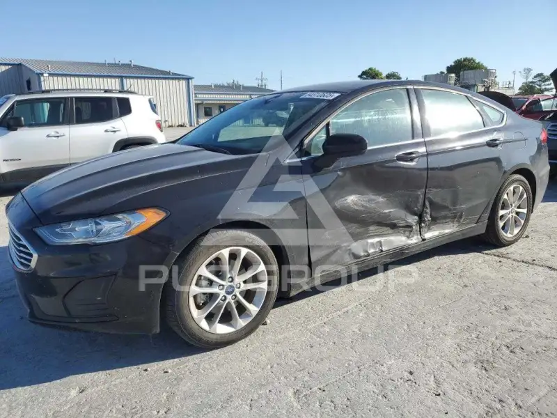 2019 Ford FUSION фото