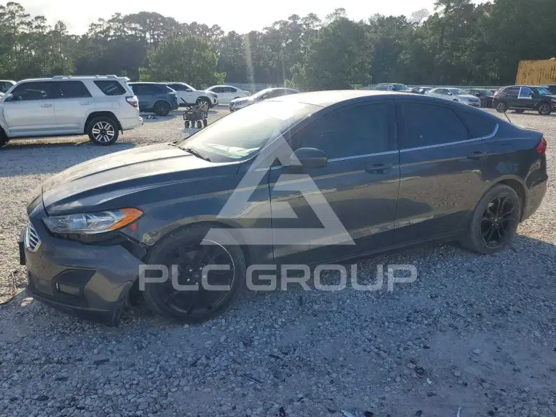 2019 Ford FUSION фото