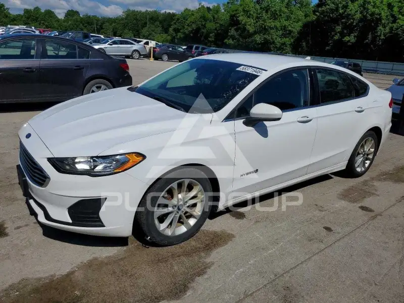 2019 Ford FUSION фото