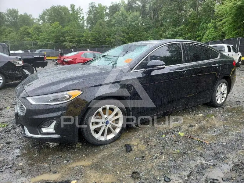 2019 Ford FUSION фото