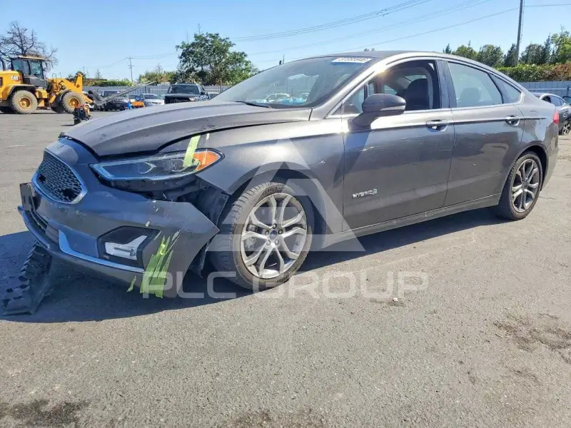 2019 Ford FUSION фото