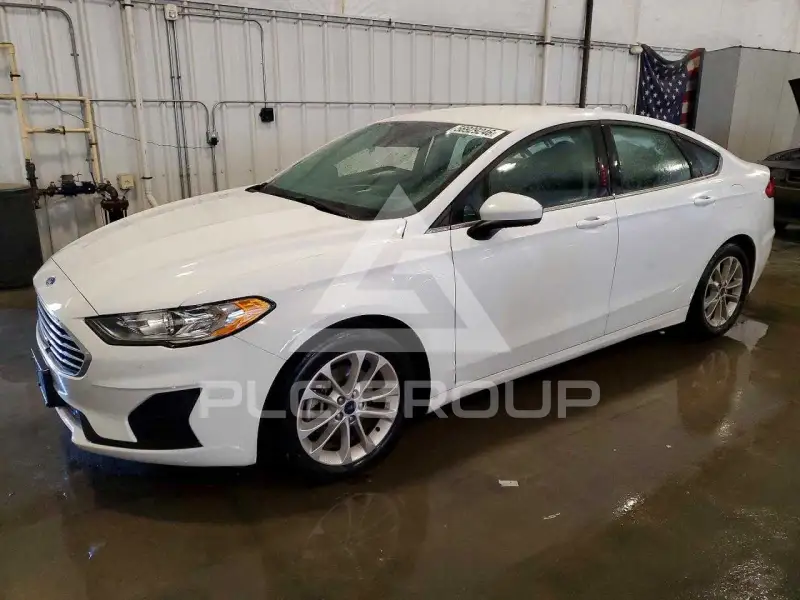 2019 Ford FUSION фото