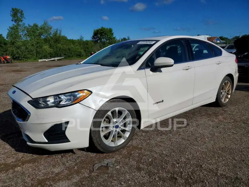 2019 Ford FUSION фото