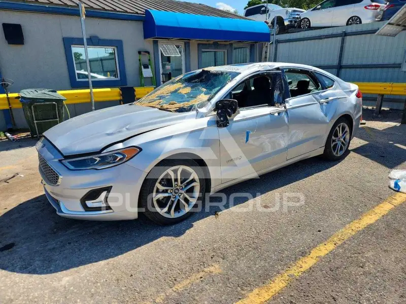 2019 Ford FUSION фото