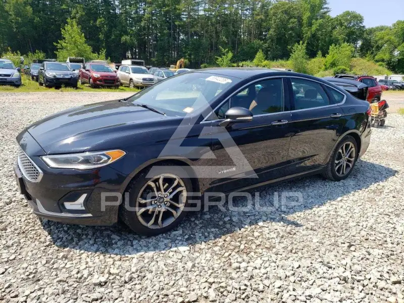 2019 Ford FUSION фото