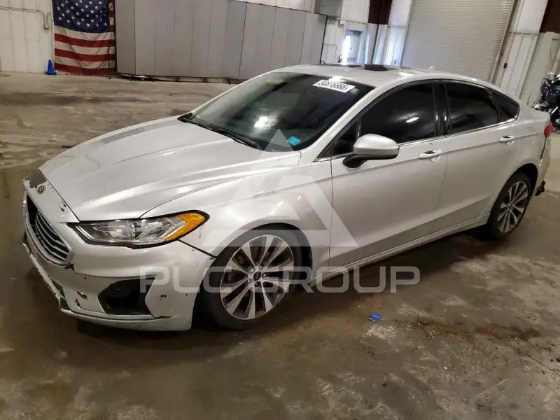 2019 Ford FUSION фото