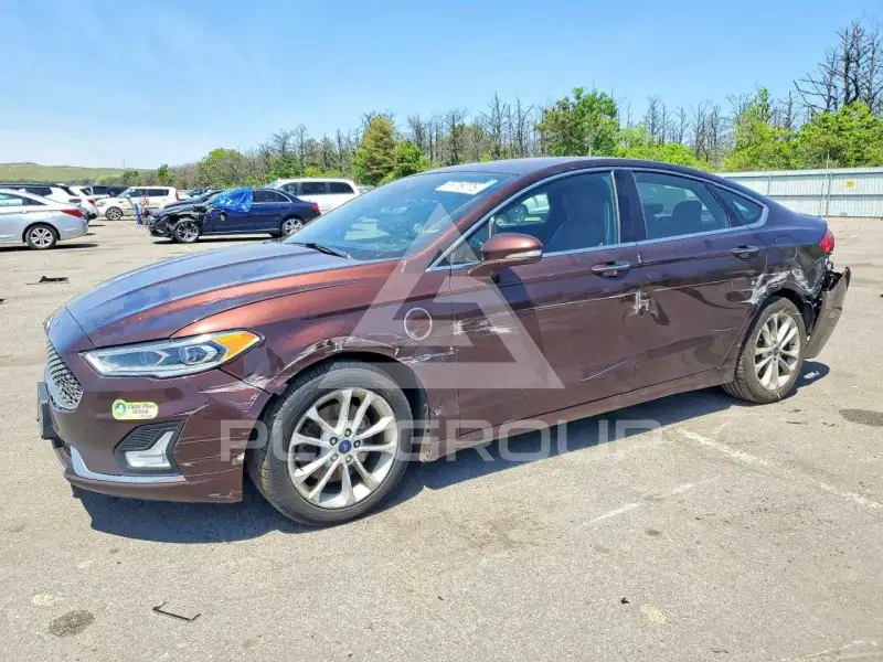 2019 Ford FUSION фото