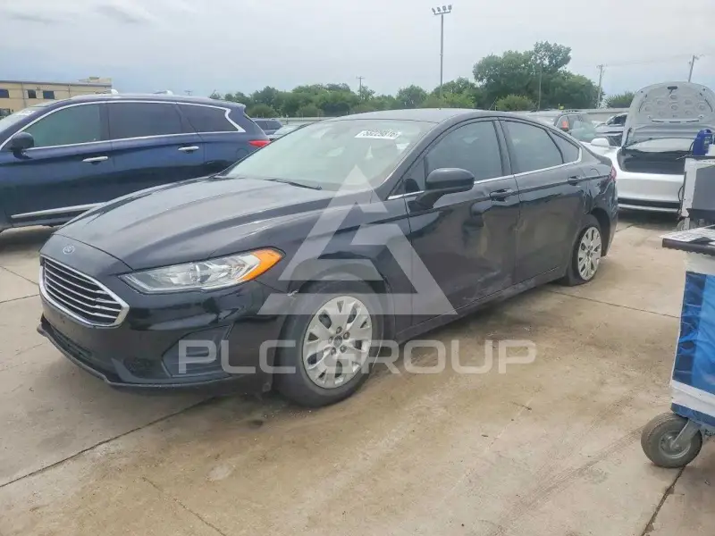 2019 Ford FUSION photo