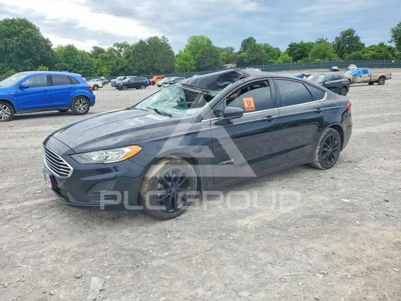2019 Ford FUSION фото