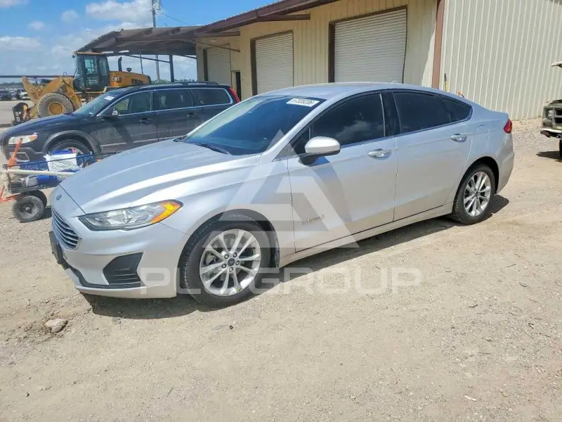 2019 Ford FUSION фото