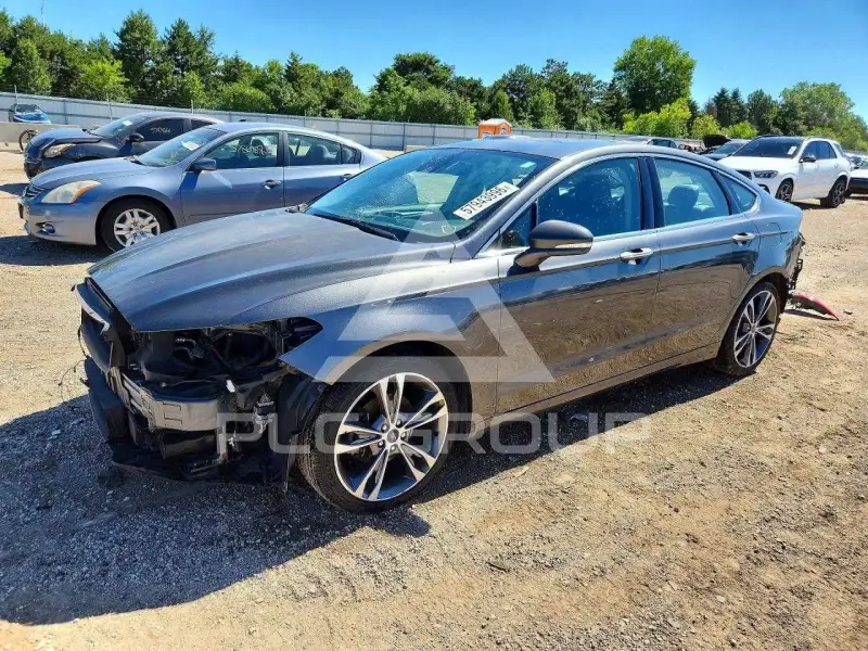 2019 Ford FUSION фото