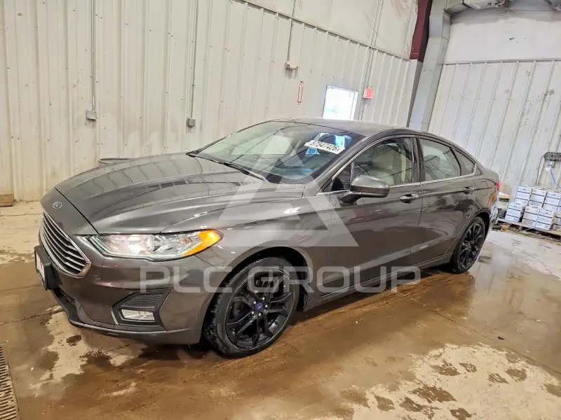 2019 Ford FUSION фото