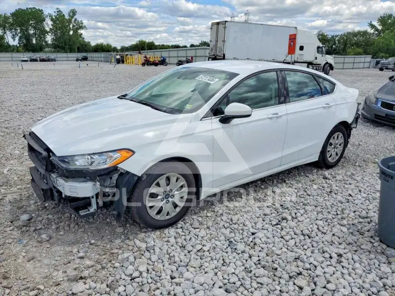 2019 Ford FUSION фото