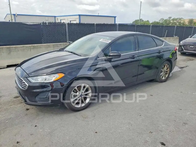 2019 Ford FUSION фото
