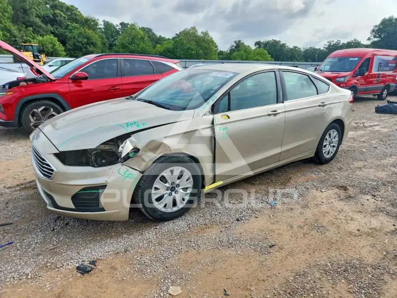 2019 Ford FUSION фото