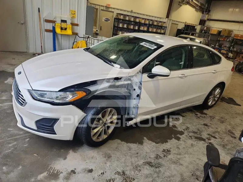 2019 Ford FUSION фото