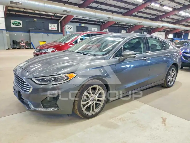 2019 Ford FUSION фото