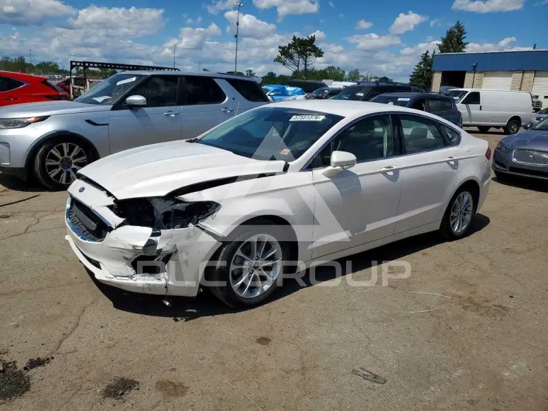 2019 Ford FUSION фото
