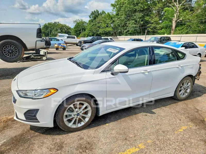 2019 Ford FUSION фото