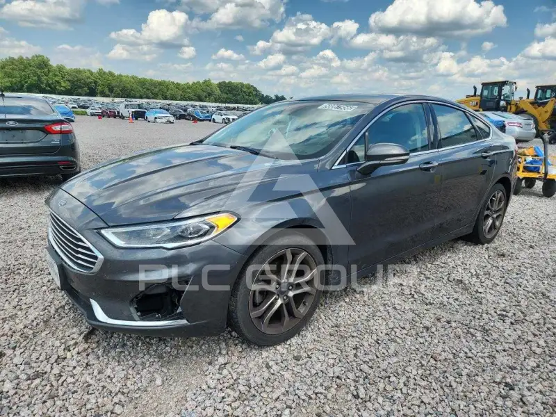 2019 Ford FUSION фото