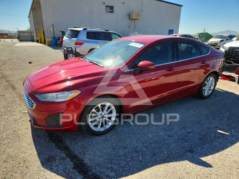 2019 Ford FUSION photo