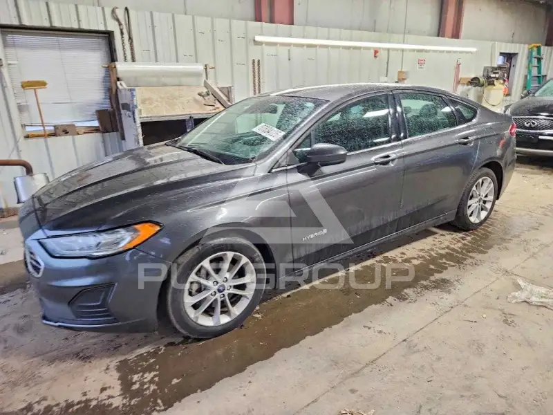 2019 Ford FUSION фото