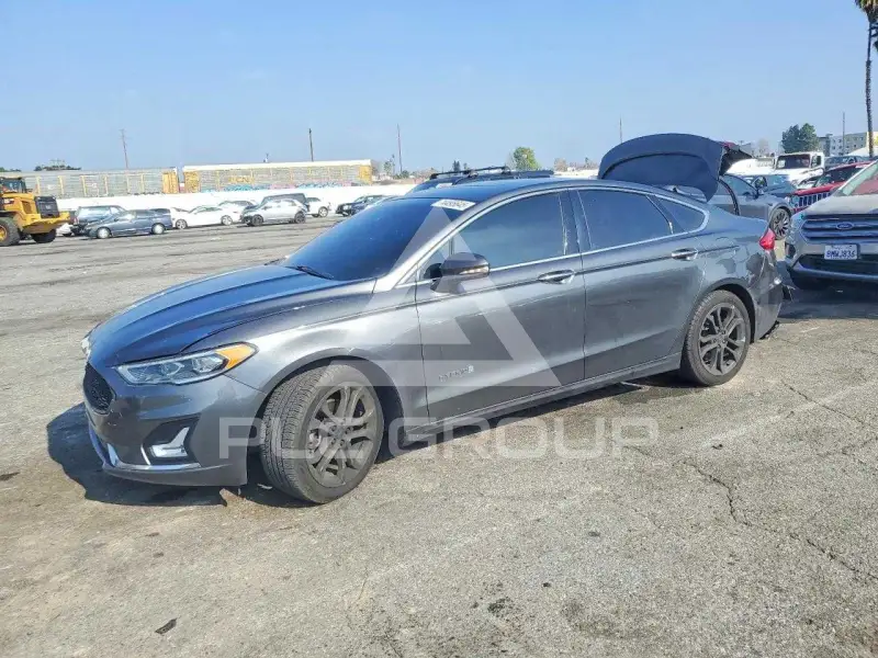 2019 Ford FUSION фото