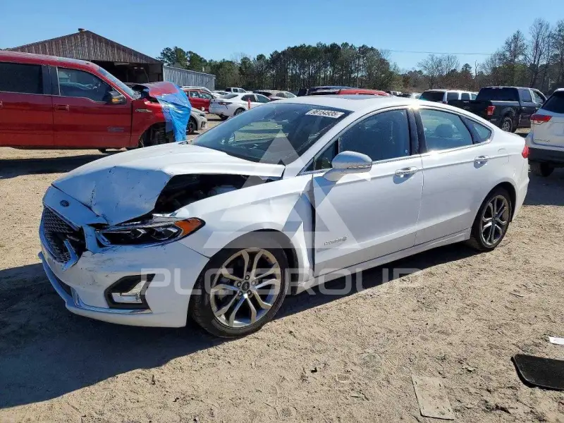 2019 Ford FUSION фото