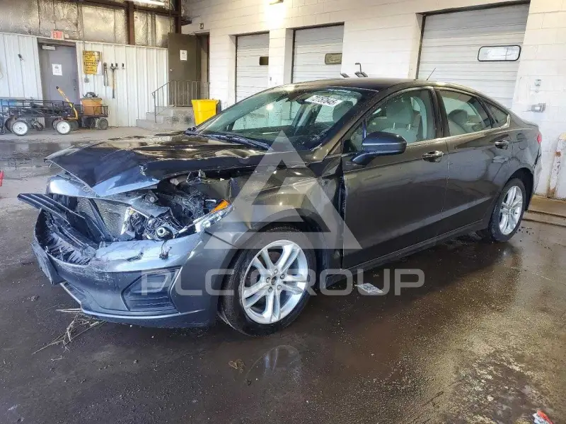 2019 Ford FUSION фото