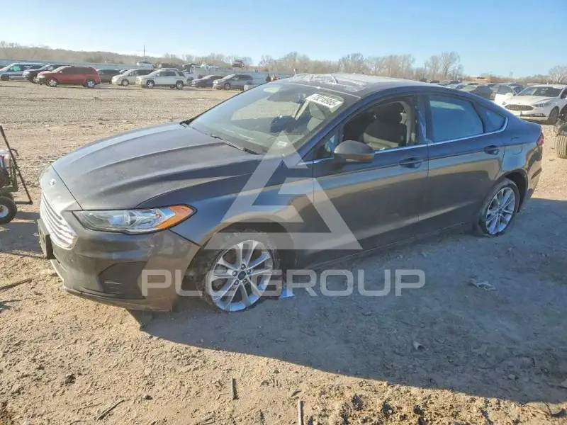 2019 Ford FUSION фото